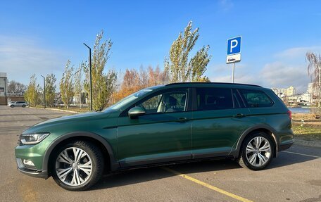 Volkswagen Passat B8 рестайлинг, 2018 год, 3 325 000 рублей, 4 фотография