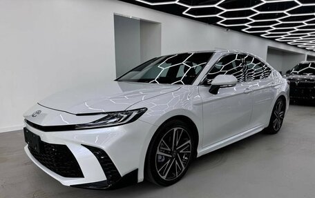 Toyota Camry, 2024 год, 5 400 000 рублей, 3 фотография