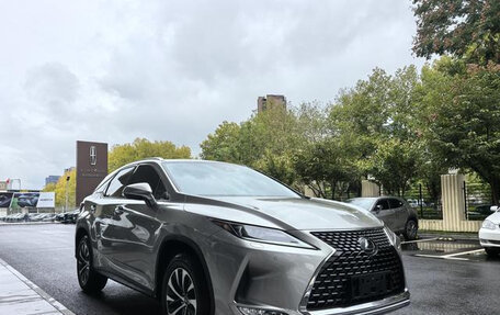 Lexus RX IV рестайлинг, 2020 год, 4 200 000 рублей, 3 фотография