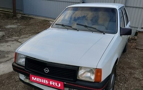 Opel Corsa A, 1989 год, 130 000 рублей, 1 фотография