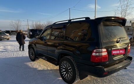 Toyota Land Cruiser 100 рестайлинг 2, 2004 год, 2 150 000 рублей, 4 фотография