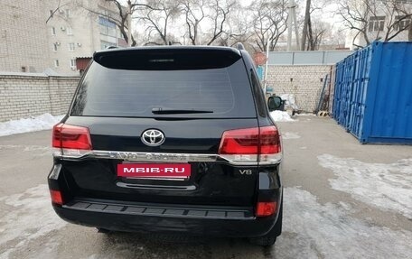 Toyota Land Cruiser 200, 2019 год, 9 150 000 рублей, 2 фотография