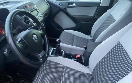 Volkswagen Tiguan I, 2010 год, 1 049 000 рублей, 9 фотография