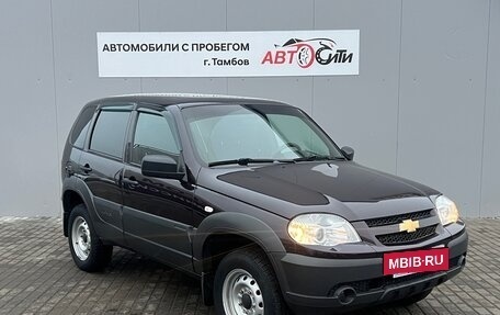 Chevrolet Niva I рестайлинг, 2018 год, 895 000 рублей, 3 фотография