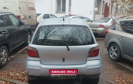 Toyota Yaris I рестайлинг, 2004 год, 250 000 рублей, 4 фотография