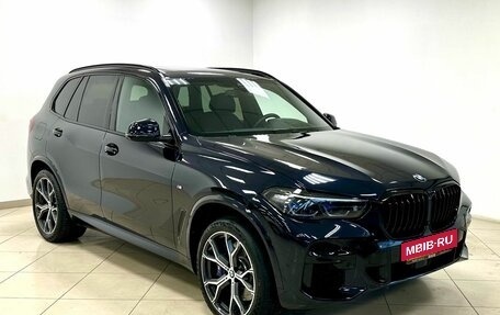 BMW X5, 2021 год, 10 690 000 рублей, 3 фотография