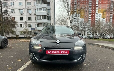 Renault Megane III, 2013 год, 950 000 рублей, 2 фотография