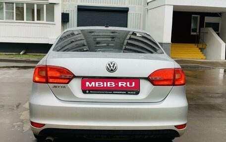 Volkswagen Jetta VI, 2014 год, 1 140 000 рублей, 4 фотография