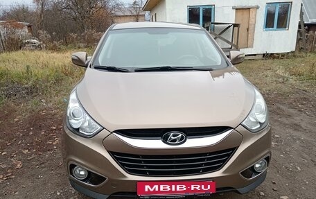 Hyundai ix35 I рестайлинг, 2013 год, 915 000 рублей, 21 фотография