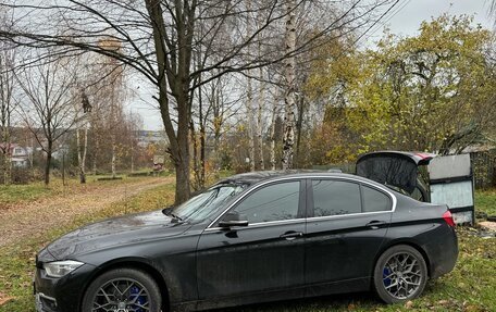 BMW 3 серия, 2017 год, 2 300 000 рублей, 3 фотография