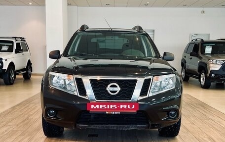 Nissan Terrano III, 2015 год, 1 330 000 рублей, 2 фотография