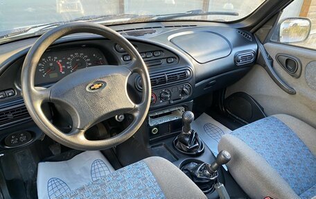 Chevrolet Niva I рестайлинг, 2005 год, 349 000 рублей, 8 фотография