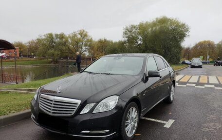 Mercedes-Benz E-Класс, 2010 год, 1 590 000 рублей, 5 фотография