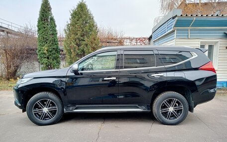 Mitsubishi Pajero Sport III рестайлинг, 2018 год, 3 600 000 рублей, 15 фотография