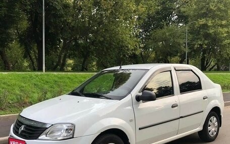 Renault Logan II, 2019 год, 300 000 рублей, 1 фотография