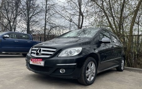 Mercedes-Benz B-Класс, 2011 год, 850 000 рублей, 2 фотография