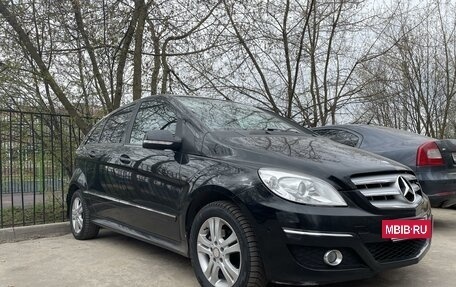 Mercedes-Benz B-Класс, 2011 год, 850 000 рублей, 3 фотография