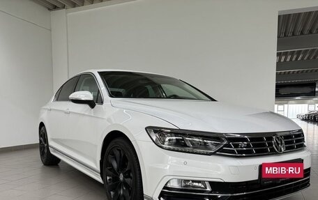 Volkswagen Passat B8 рестайлинг, 2021 год, 3 150 000 рублей, 2 фотография