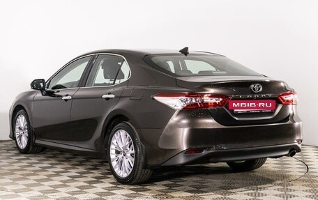 Toyota Camry, 2018 год, 3 499 444 рублей, 7 фотография