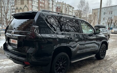 Toyota Land Cruiser Prado 150 рестайлинг 2, 2015 год, 5 200 000 рублей, 2 фотография