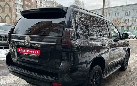 Toyota Land Cruiser Prado 150 рестайлинг 2, 2015 год, 5 200 000 рублей, 8 фотография