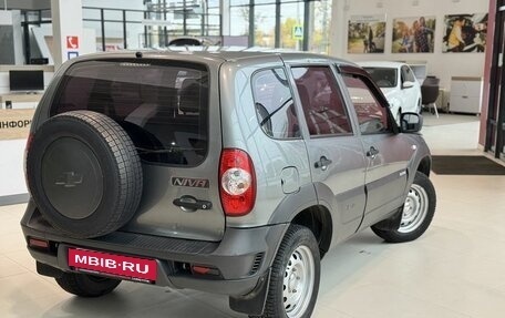 Chevrolet Niva I рестайлинг, 2015 год, 648 000 рублей, 7 фотография