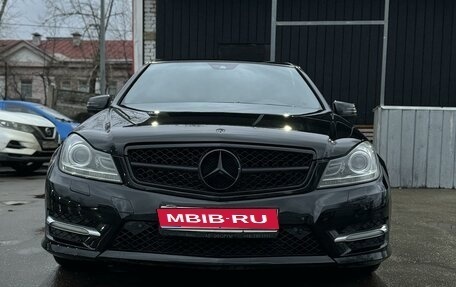 Mercedes-Benz C-Класс, 2012 год, 1 590 000 рублей, 1 фотография