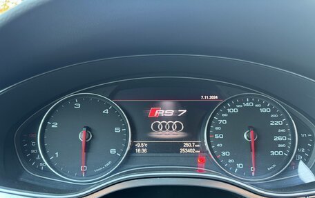 Audi A7, 2011 год, 2 500 000 рублей, 14 фотография