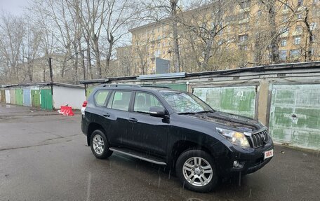 Toyota Land Cruiser Prado 150 рестайлинг 2, 2012 год, 3 100 000 рублей, 13 фотография