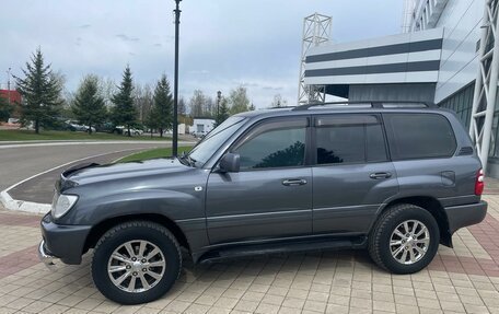 Toyota Land Cruiser 100 рестайлинг 2, 2003 год, 1 900 000 рублей, 12 фотография