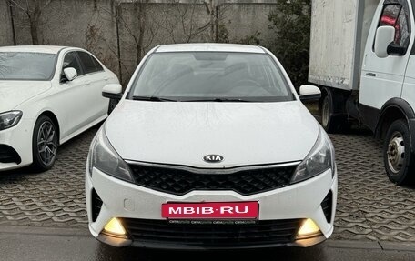 KIA Rio IV, 2021 год, 1 300 000 рублей, 7 фотография