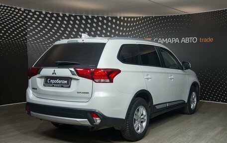 Mitsubishi Outlander III рестайлинг 3, 2017 год, 2 068 000 рублей, 2 фотография