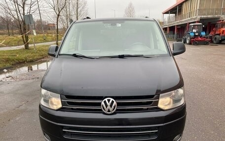 Volkswagen Multivan T5, 2010 год, 2 550 000 рублей, 2 фотография