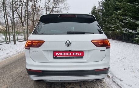 Volkswagen Tiguan II, 2019 год, 3 000 000 рублей, 4 фотография