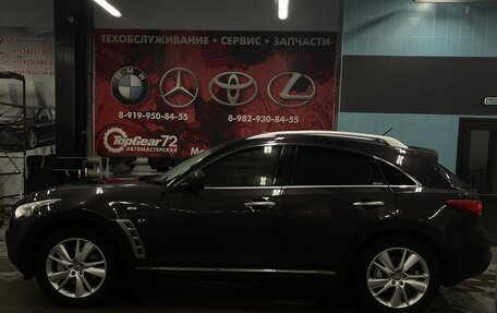 Infiniti QX70, 2015 год, 3 100 000 рублей, 4 фотография