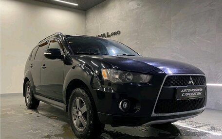 Mitsubishi Outlander III рестайлинг 3, 2010 год, 1 349 000 рублей, 3 фотография