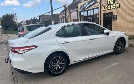 Toyota Camry, 2023 год, 4 350 000 рублей, 4 фотография