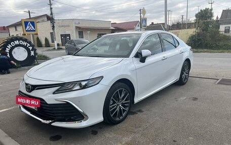 Toyota Camry, 2023 год, 4 350 000 рублей, 7 фотография