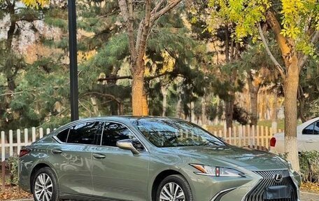 Lexus ES VII, 2021 год, 3 550 000 рублей, 2 фотография