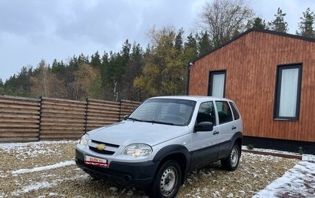 Chevrolet Niva I рестайлинг, 2020 год, 895 000 рублей, 1 фотография