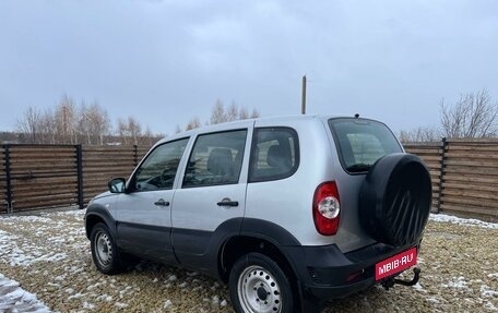 Chevrolet Niva I рестайлинг, 2020 год, 895 000 рублей, 4 фотография