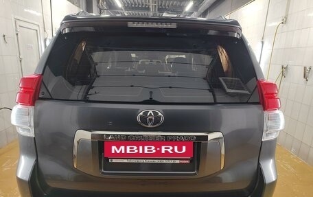 Toyota Land Cruiser Prado 150 рестайлинг 2, 2010 год, 3 570 000 рублей, 9 фотография