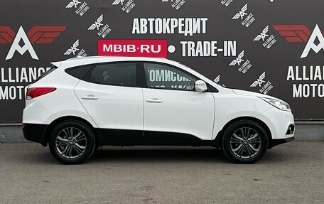 Hyundai ix35 I рестайлинг, 2014 год, 1 655 000 рублей, 10 фотография