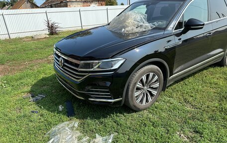 Volkswagen Touareg III, 2018 год, 4 240 000 рублей, 6 фотография