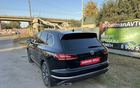 Volkswagen Touareg III, 2018 год, 4 240 000 рублей, 4 фотография