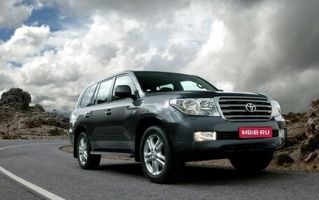 Toyota Land Cruiser 200, 2011 год, 3 850 000 рублей, 1 фотография