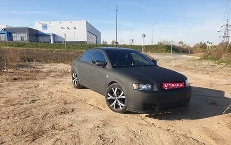 Audi A4, 2003 год, 429 999 рублей, 1 фотография