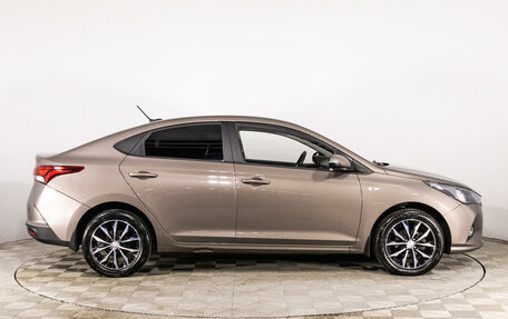 Hyundai Solaris II рестайлинг, 2022 год, 1 749 000 рублей, 4 фотография