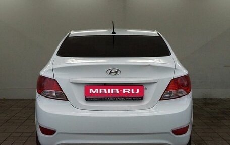 Hyundai Solaris II рестайлинг, 2012 год, 570 000 рублей, 3 фотография