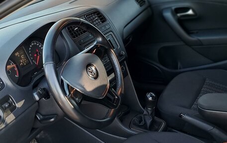 Volkswagen Polo VI (EU Market), 2017 год, 1 229 000 рублей, 4 фотография